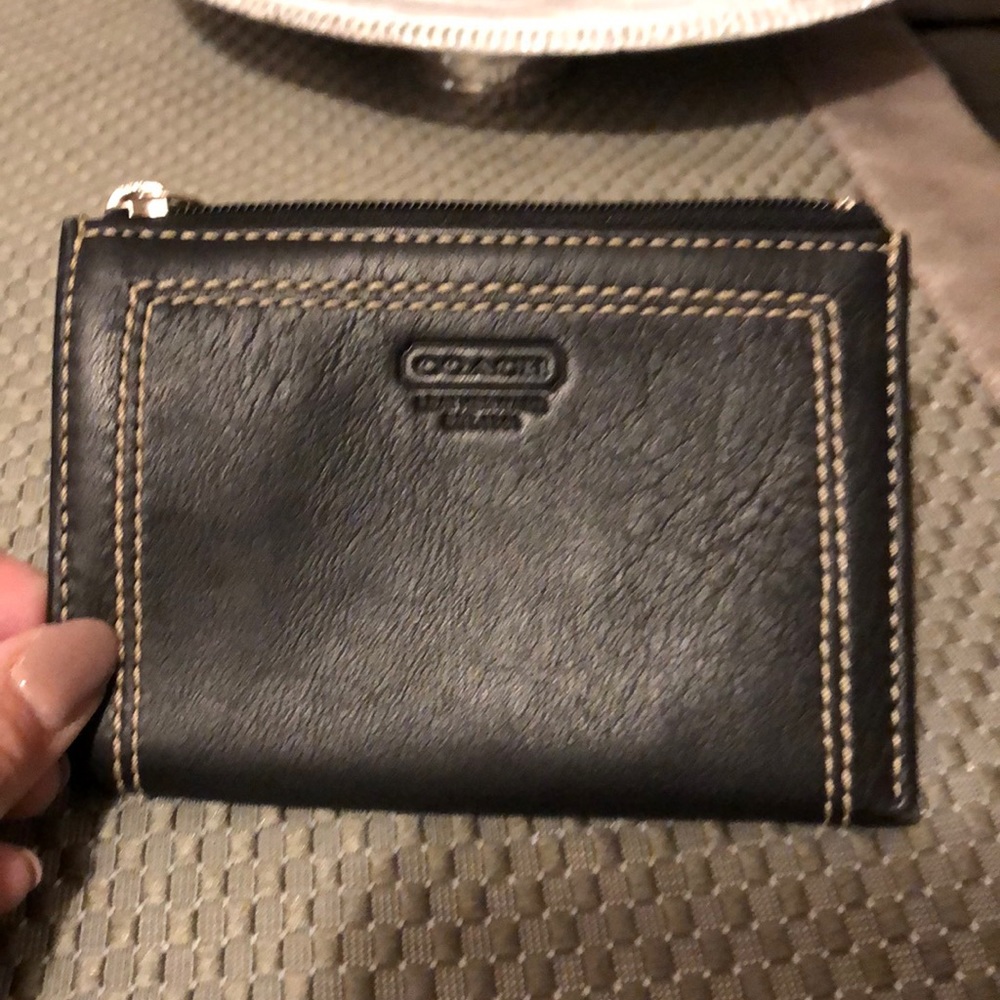 Authentic Coach key chain coin/card mini wallet